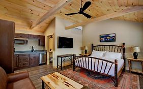 Sunapee Lake Lodge
