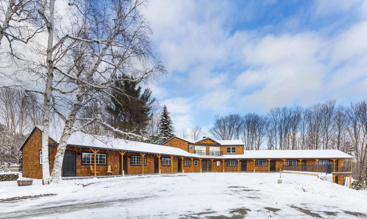 The Lodge By Sunapee Stays Экстерьер фото