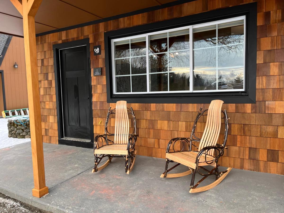 The Lodge By Sunapee Stays Экстерьер фото