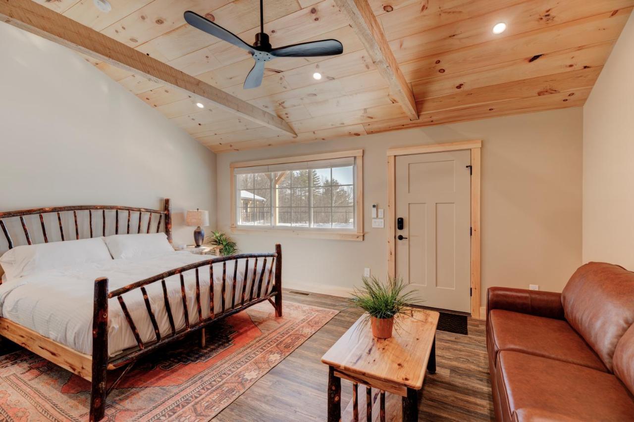 The Lodge By Sunapee Stays Экстерьер фото